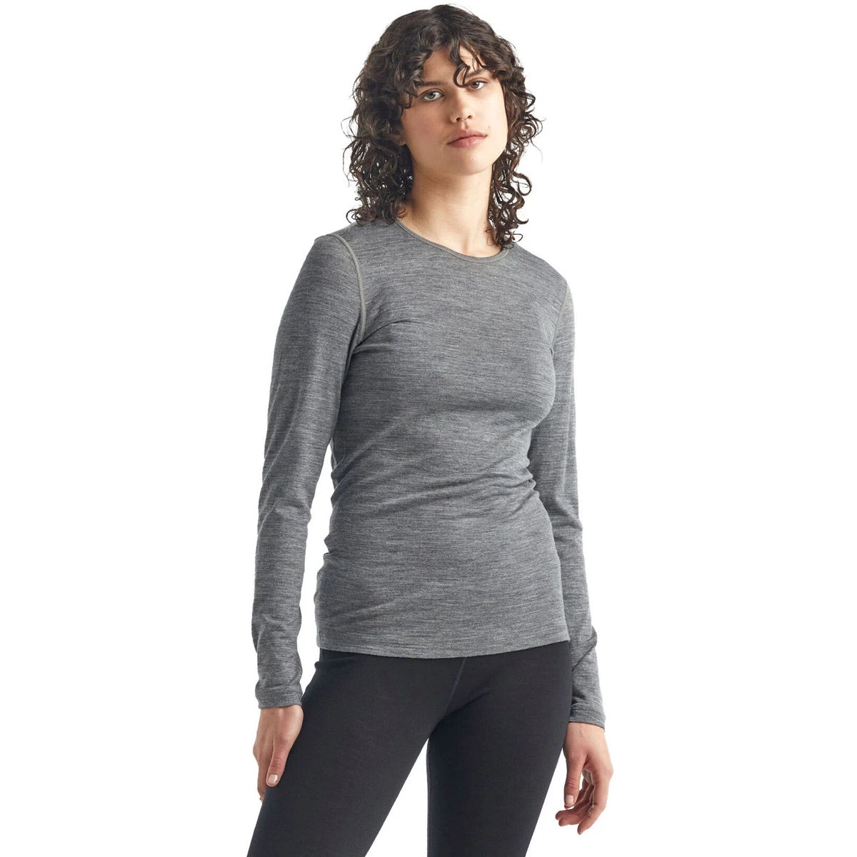 Icebreaker Women's Merino 200 Oasis Long Sleeve Crewe Thermal Top 2 Icebreaker Women's Merino 200 Oasis Long Sleeve Crewe Thermal Top - Image 2